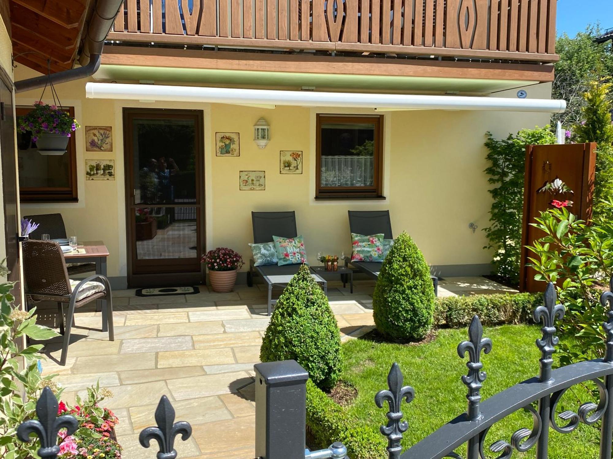 Alpenappartement Traumzeit - Pool / Eigene Terrasse / Garten Bernau am Chiemsee Exterior photo